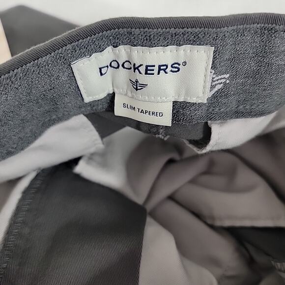 Dockers Workday Khaki Smart Flex 360 Pants Men’s 30x32 Gray NWT Stretch - Picture 7 of 10